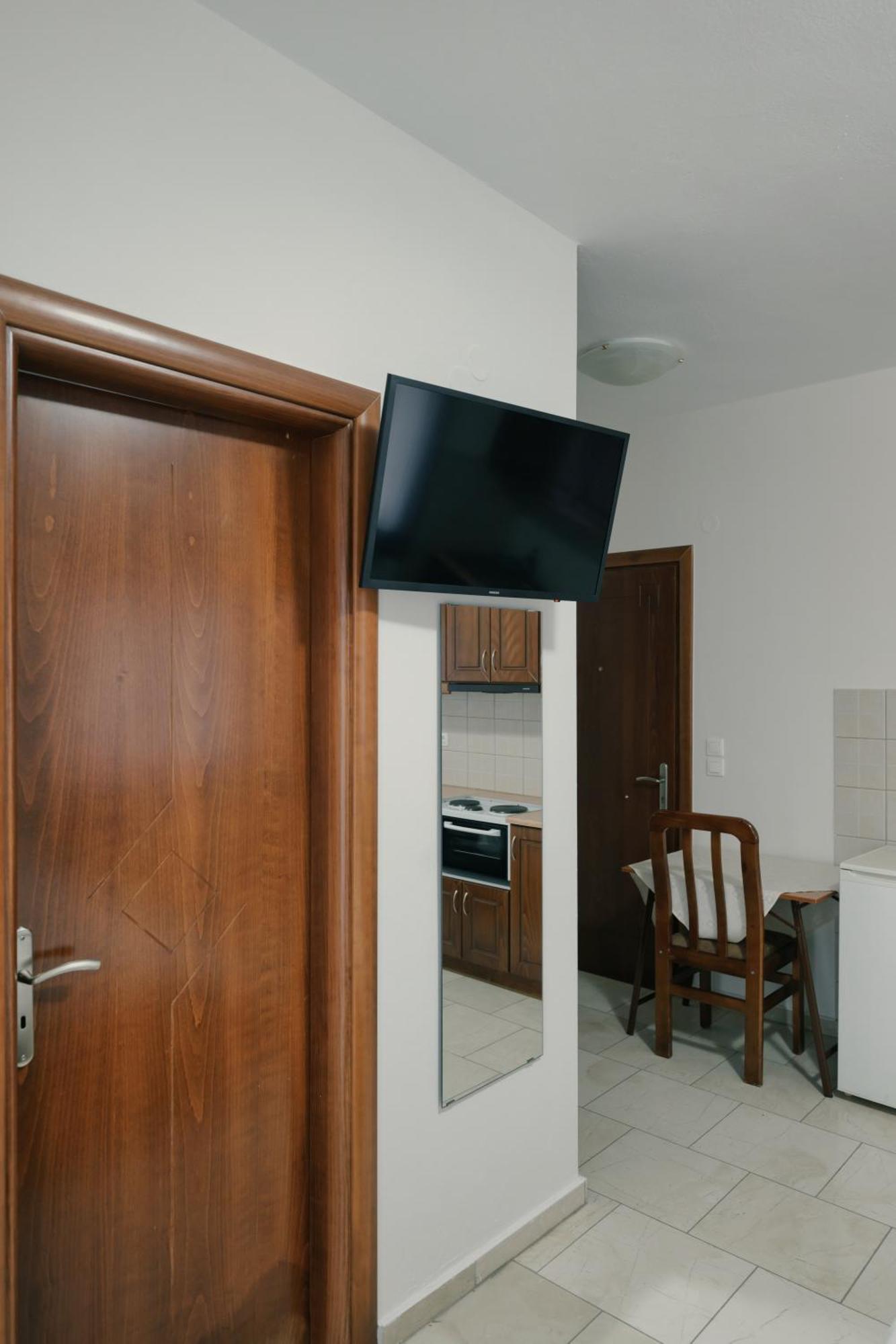 O Fotis Studios & Apartments Janina Zewnętrze zdjęcie