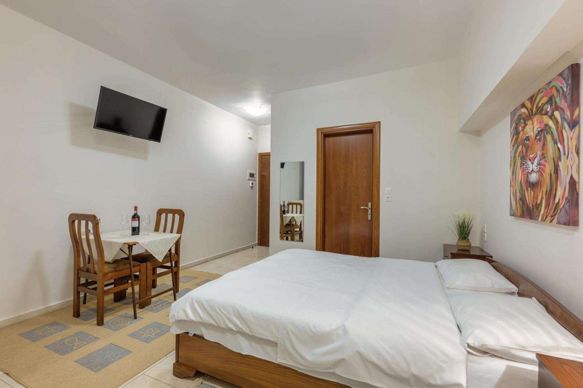 O Fotis Studios & Apartments Janina Zewnętrze zdjęcie